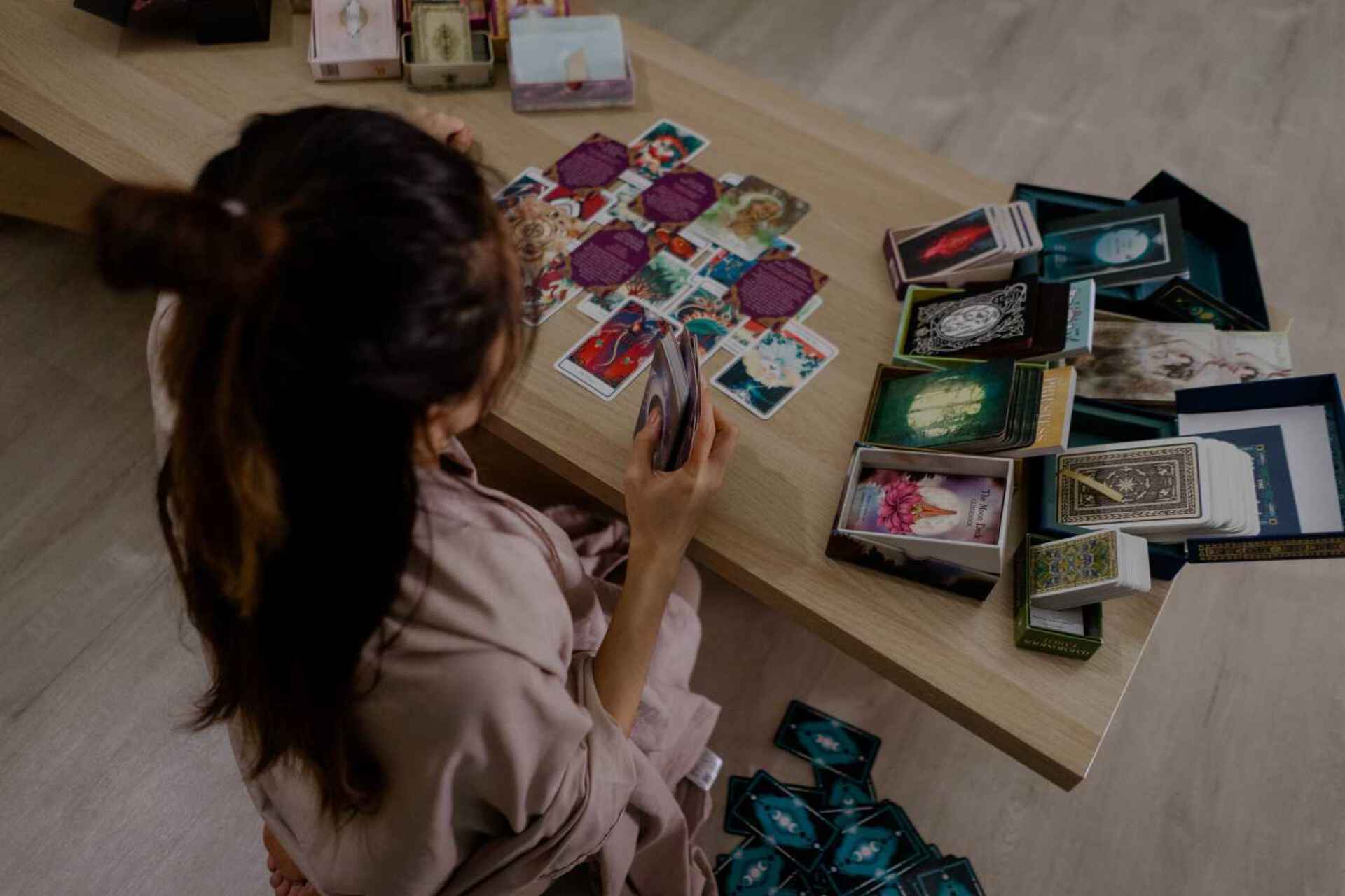 Tarot Cards and Aura Readings: Who Knew It Could Be Life-Changing?