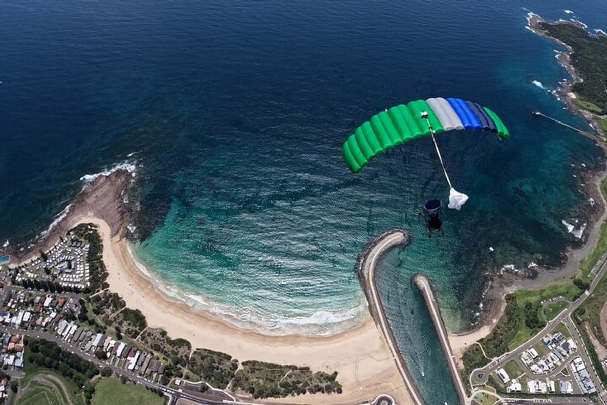 beachside-skydive-sydney-shellharbour_1