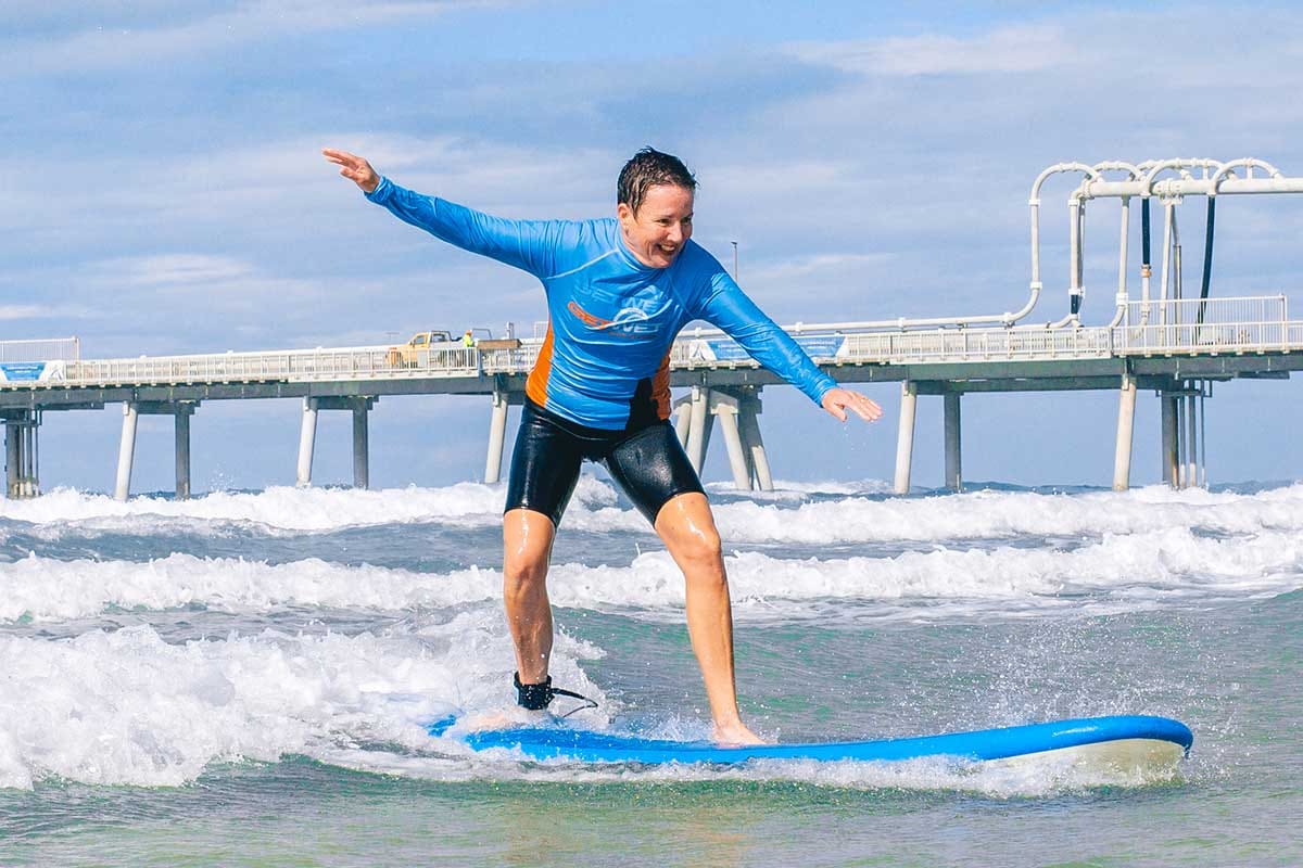 getwet-beginner-surfing-lesson-australia-pelago0