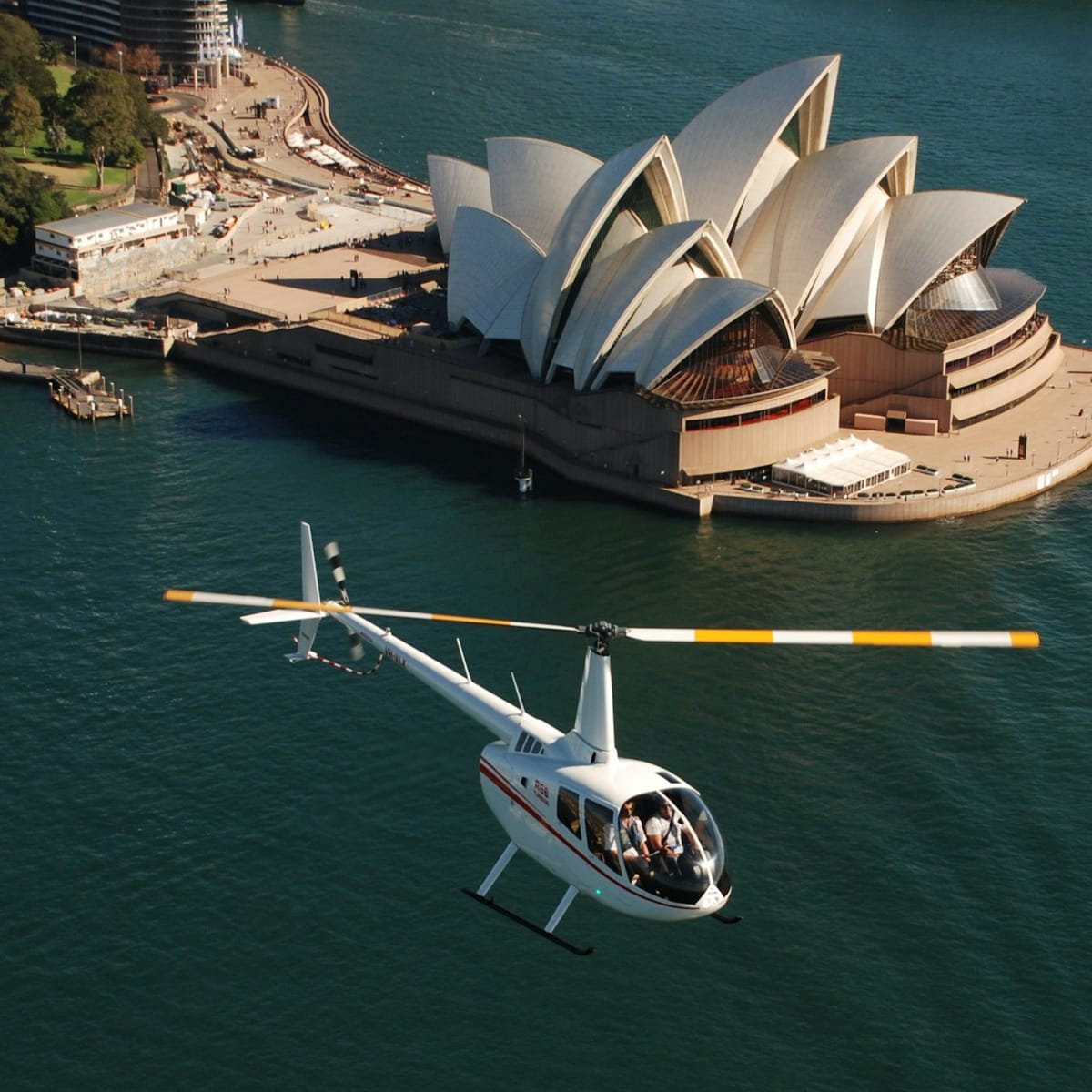 sydney-helicopter-tour-30-minute-grand-scenic-flight_1