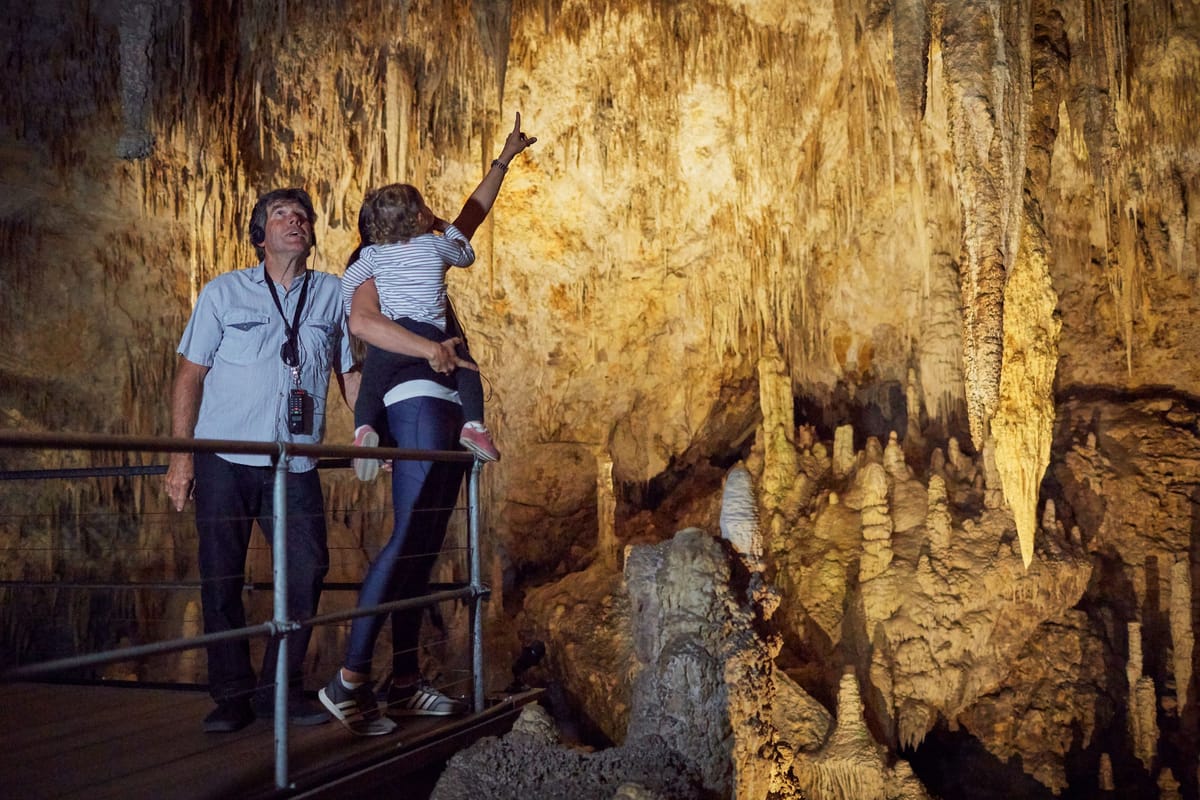 mammoth-cave-self-guided-audio-tour-australia-pelago0.jpg