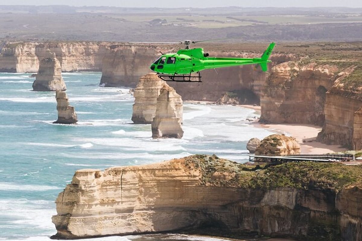 Private VIP Helicopter Ride from Melbourne to the 12 Apostles & Great Ocean Road