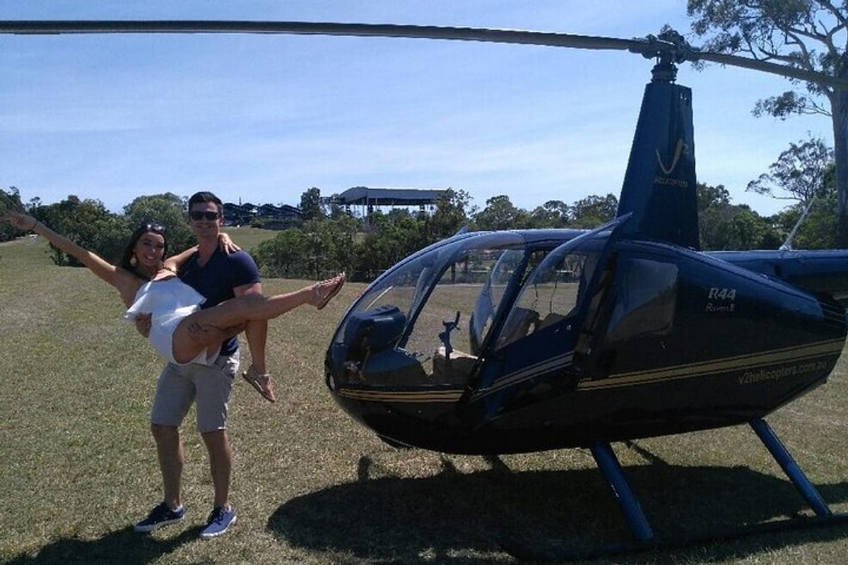 sirromet-winery-cbd-mt-coot-tha-private-helicopter-experience_1