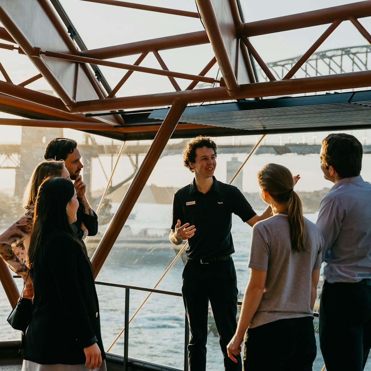 the-official-sydney-opera-house-guided-tour-dining_1