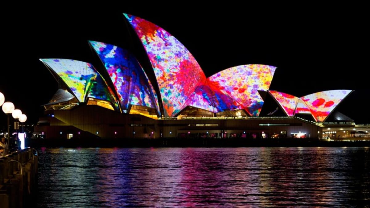 Vivid Sydney 2022 | Tall Ship Cruise | Australia | Pelago