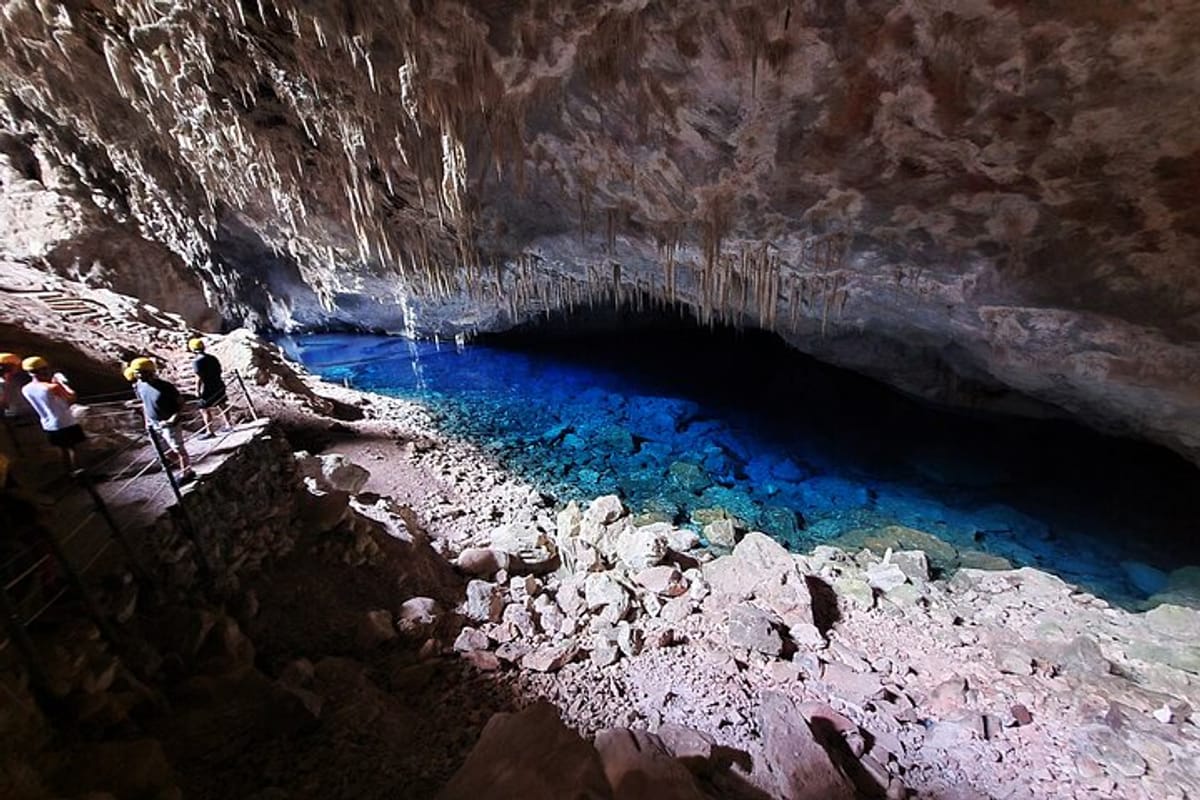 blue-lake-grotto_1