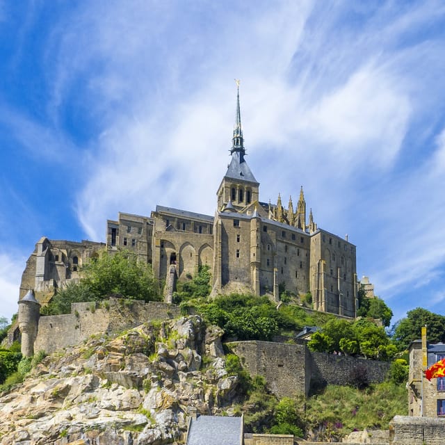 Mont Saint Michel from Paris Tours - Day Trip - PARISCityVISION