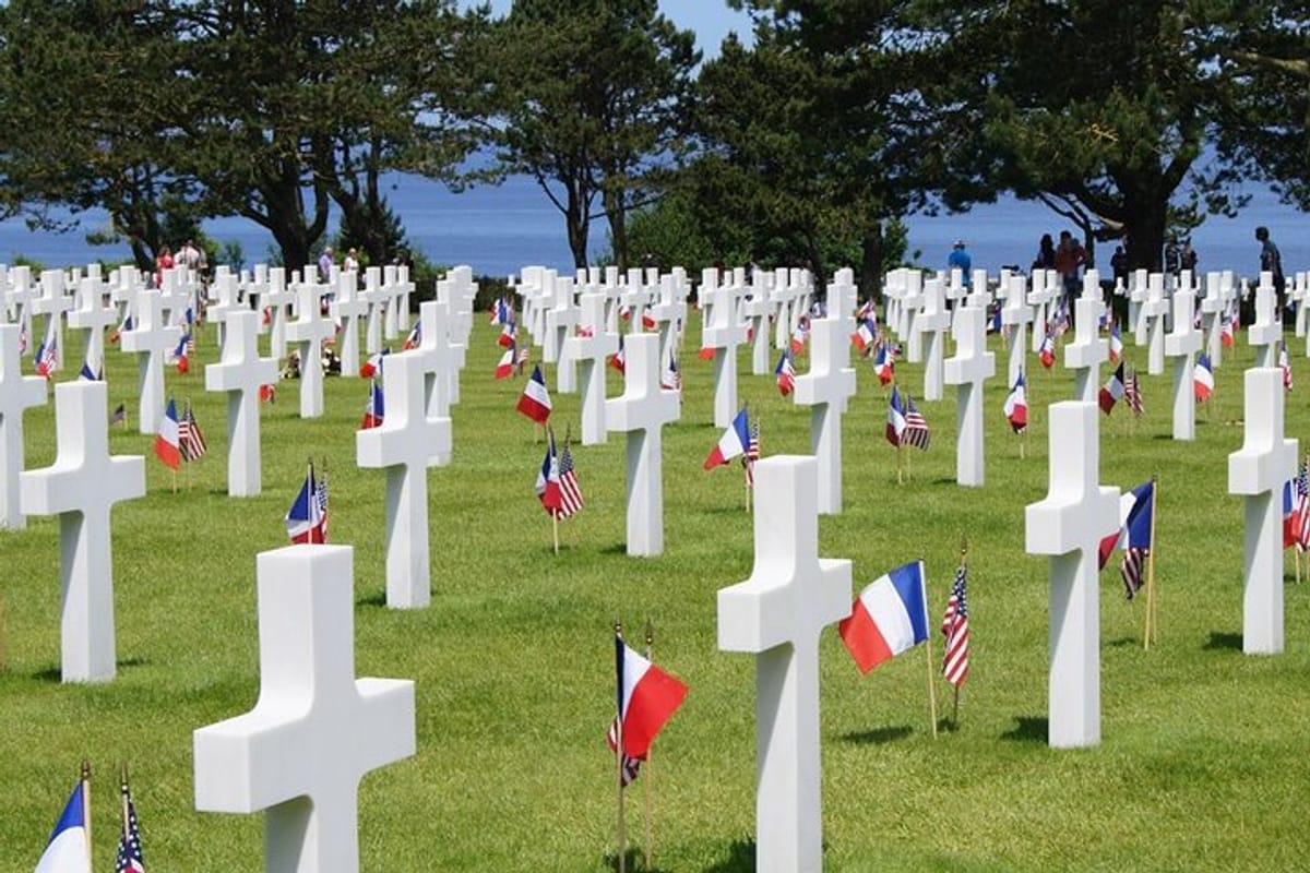 private-round-transfer-to-normandy-d-day-beaches-from-paris_1