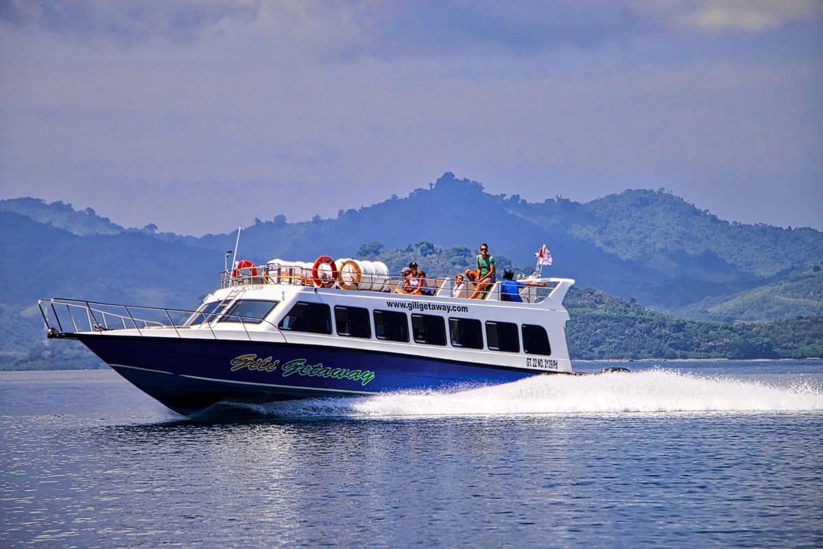 fast-boat-transfer-gili-islands-indonesia-pelago0.jpg