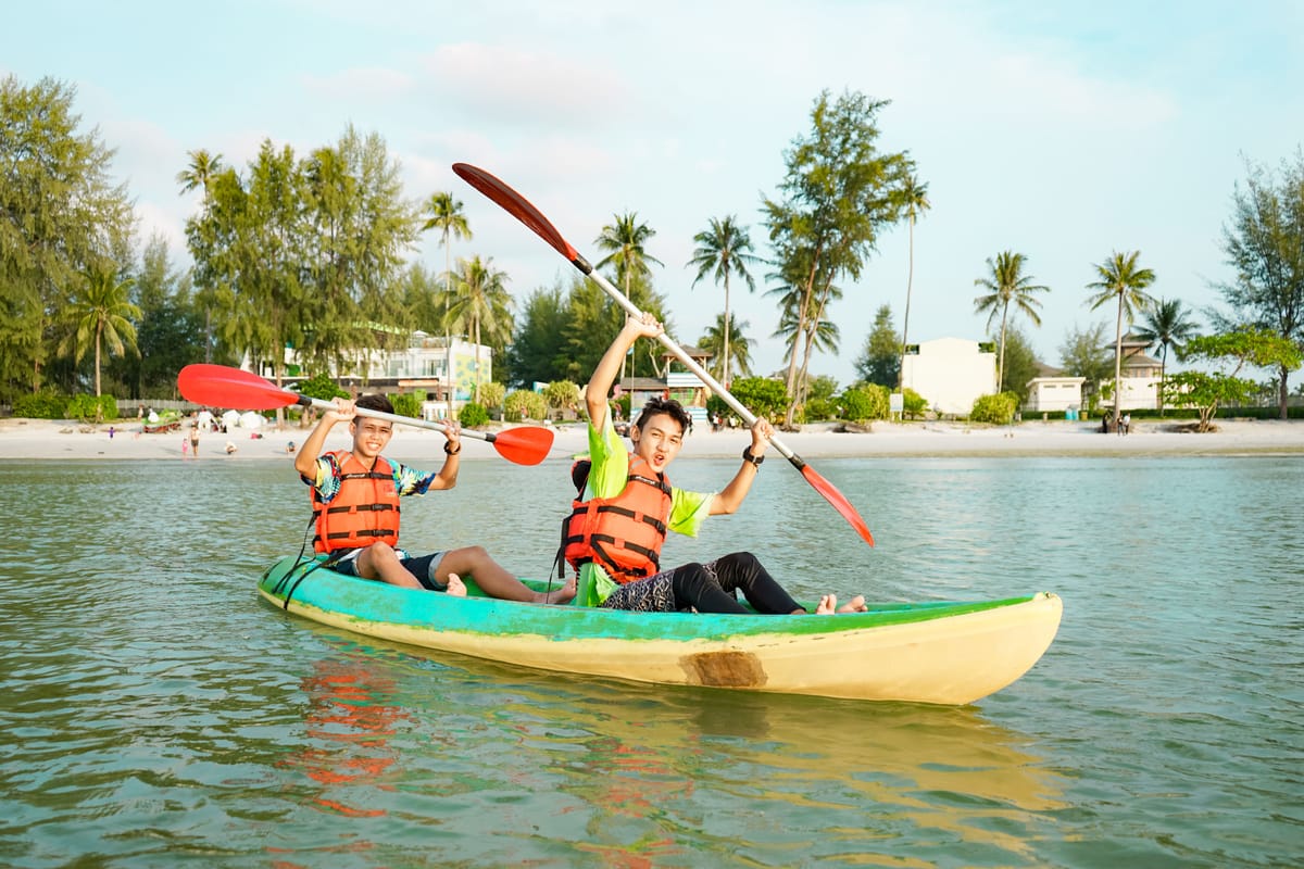 watersports-lagoi-beach-indonesia-pelago-indonesia-pelago0.jpg