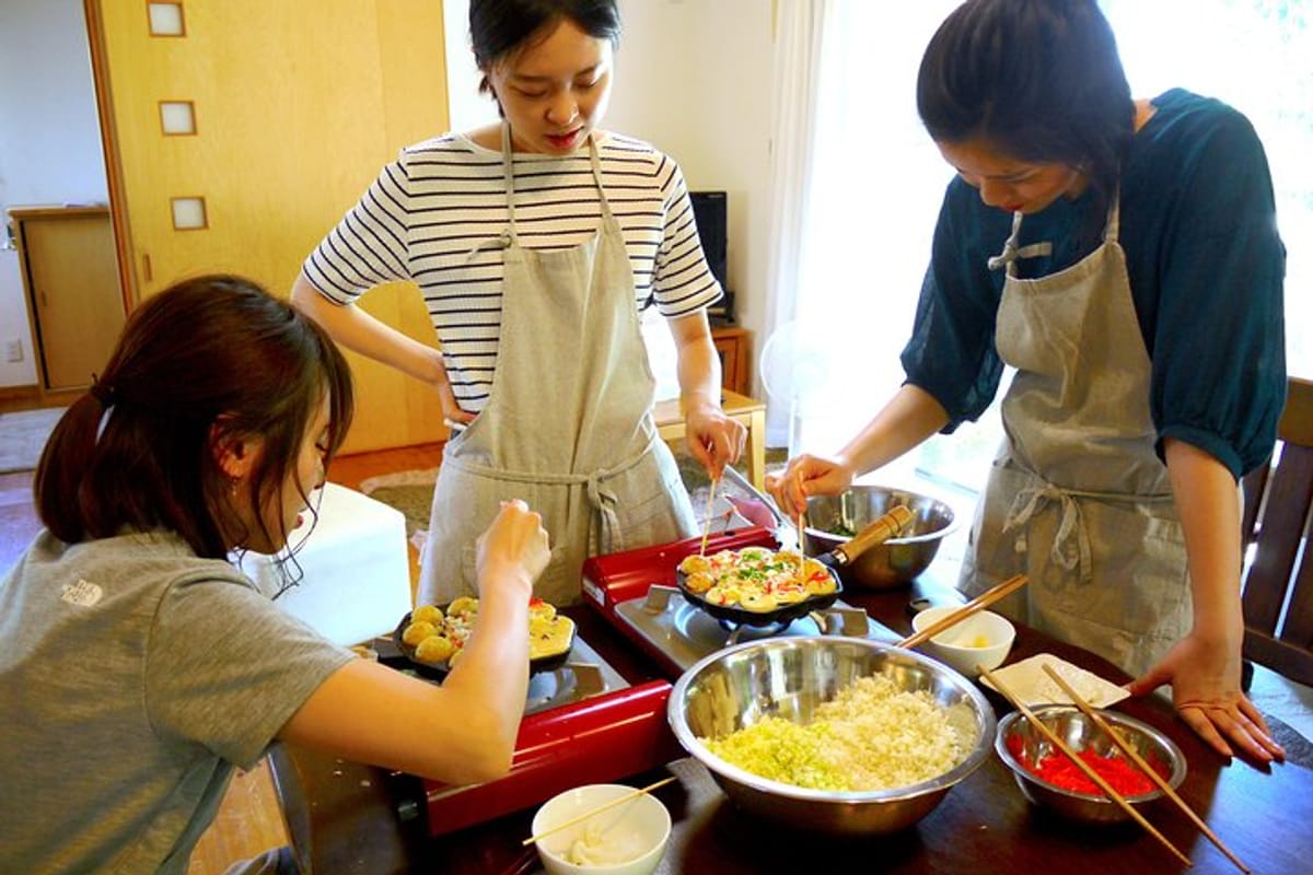 Making Takoyaki is Fun!!!