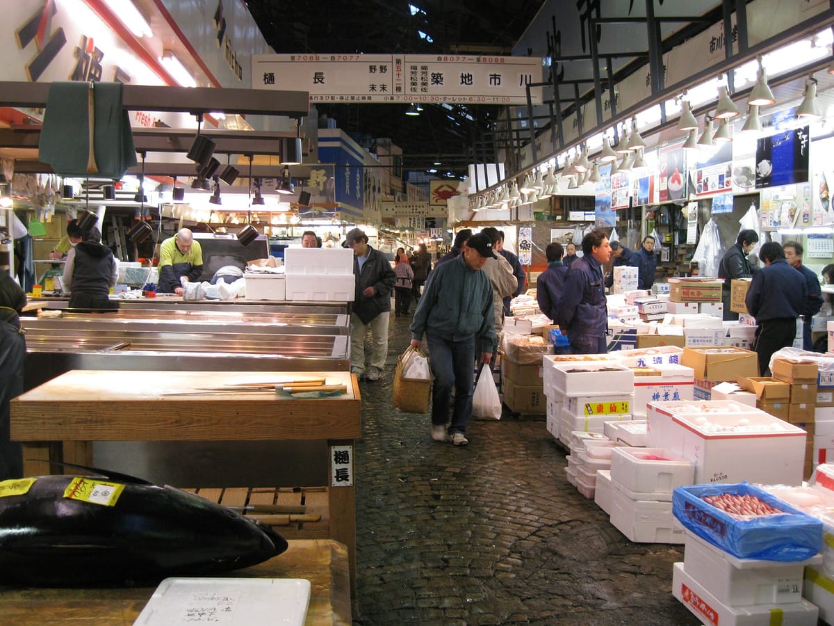 tsukiji-outer-market-breakfast-tour_1
