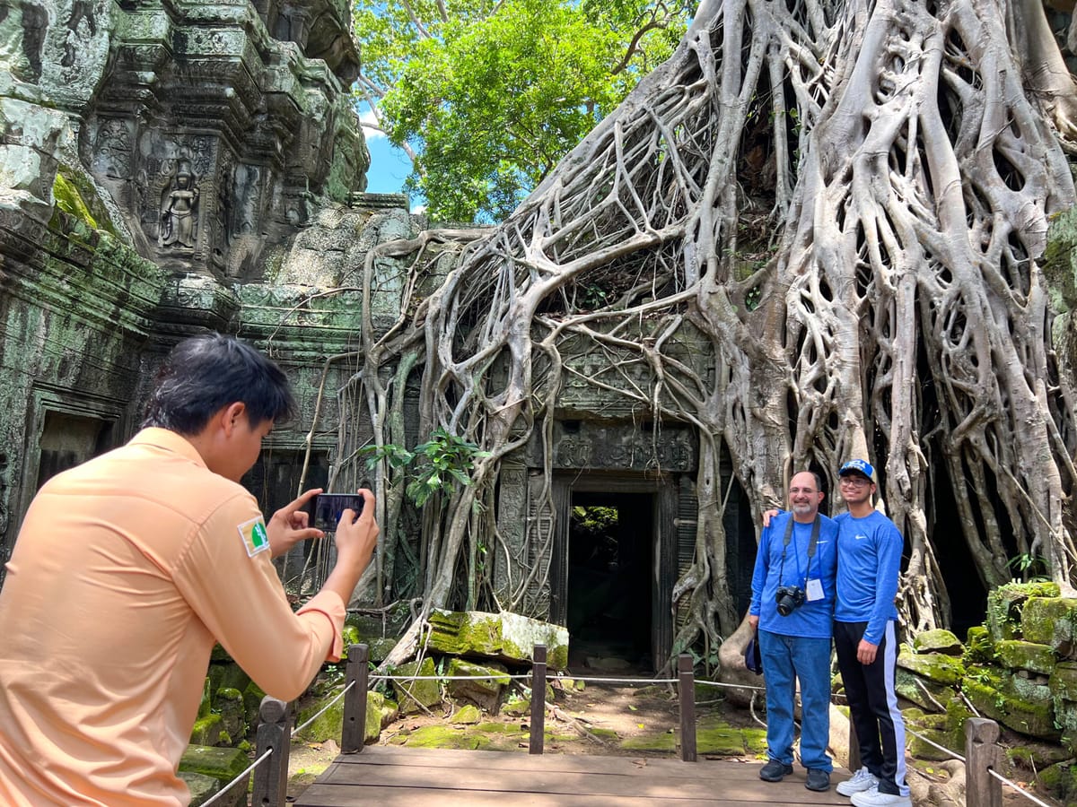 angkor-wat-sunrise-tour-monk-blessing-cambodia-pelago0.jpg