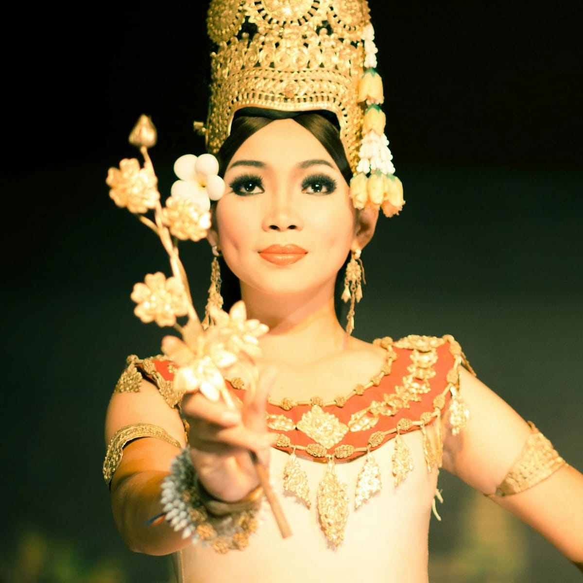 apsara-dance-show-with-dinner_1