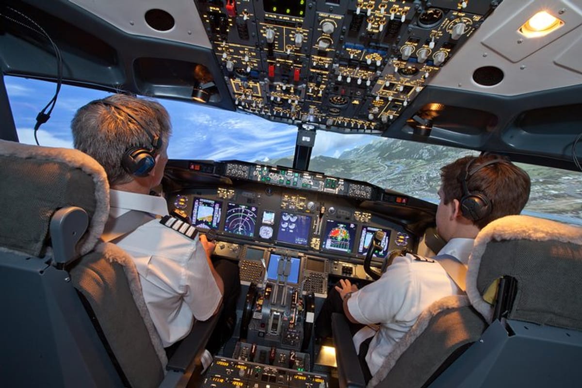 boeing-737-800-flight-simulator-session-scenic-flight-30-mins_1