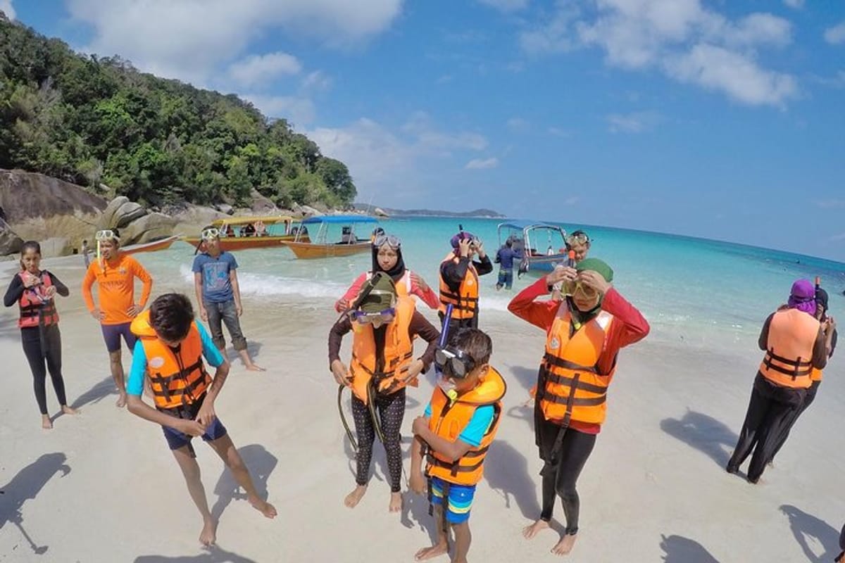 perhentian-island-free-easy-with-snorkeling-trips-3d2n_1