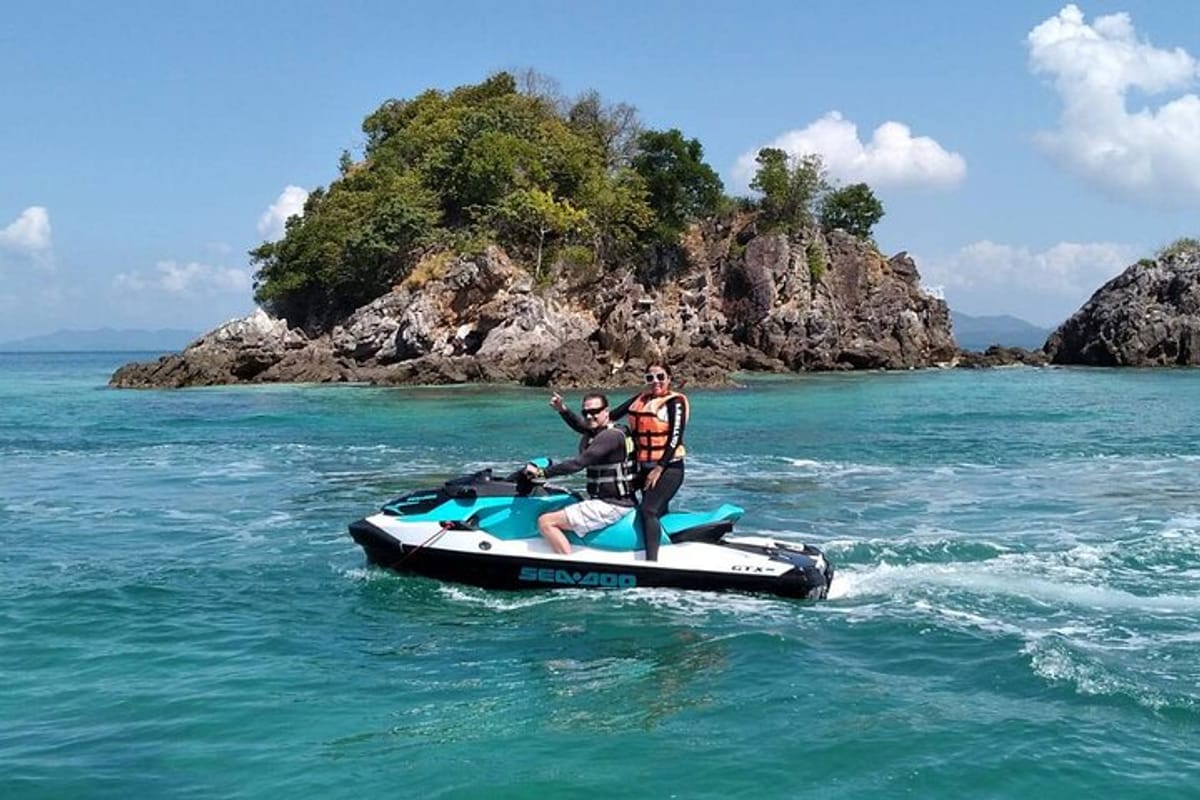 4-hours-jet-ski-experience-hopping-to-6-islands-in-phuket_1
