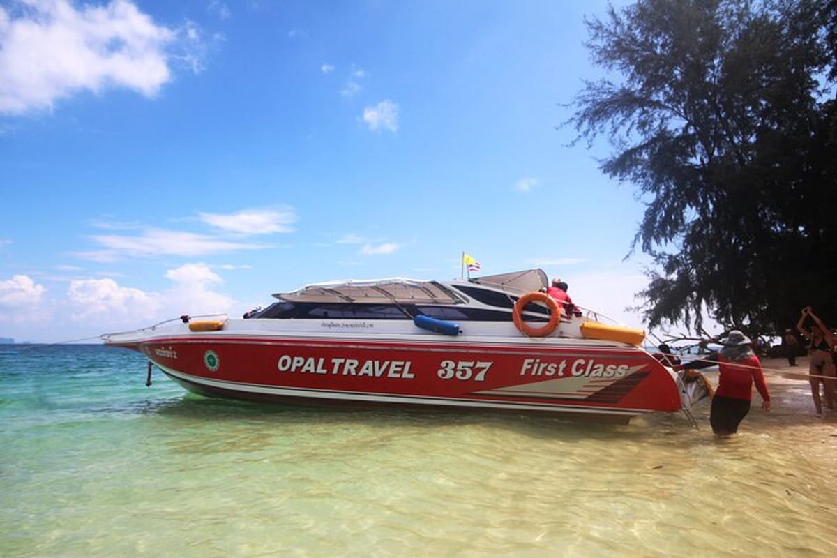 4-islands-day-tour-by-opal-travel-speedboat_1