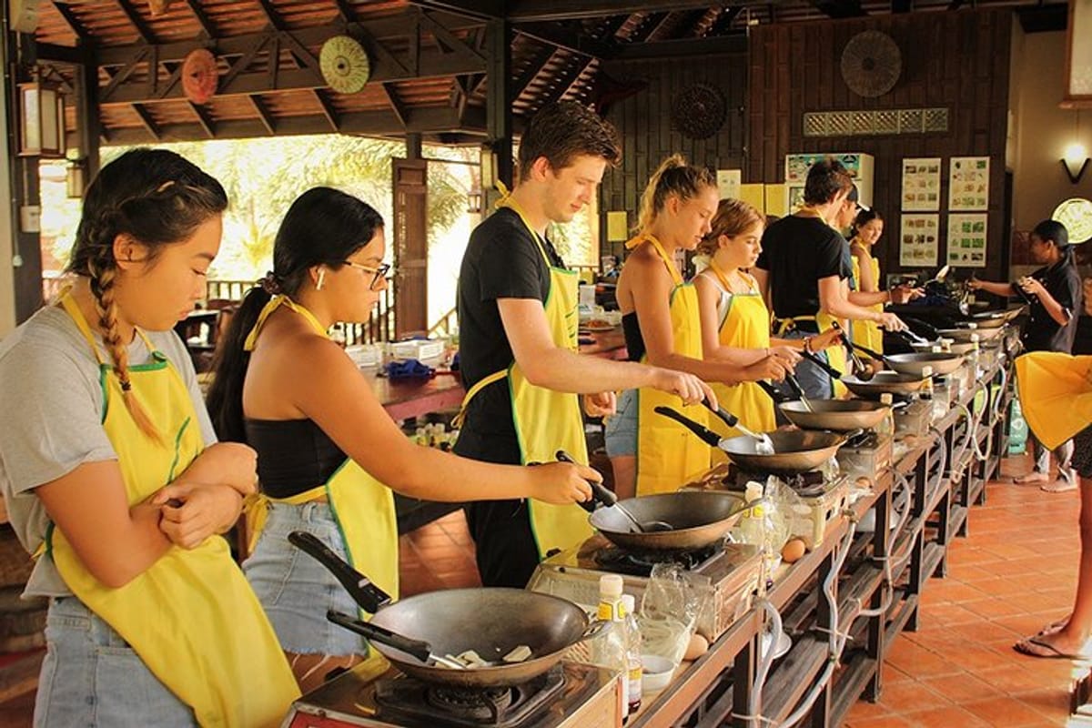 cooking-experience-at-lanta-thai-cookery-school-from-koh-lanta_1