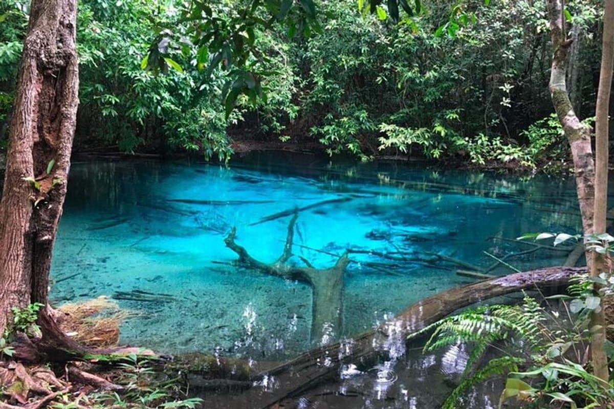 Emerald Pool - Blue Lagoon 
