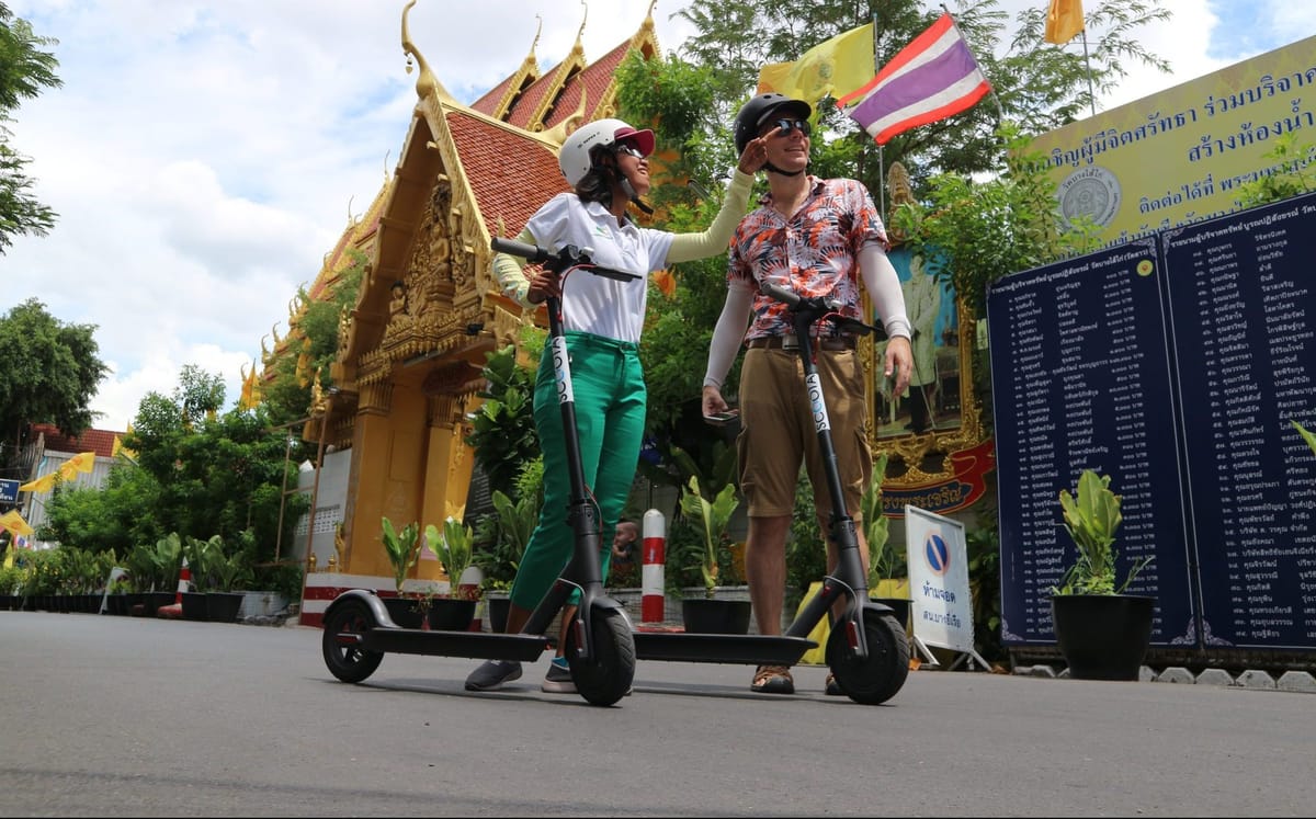 e-scooter street art and street food tour | bangkok | thailand | pelago