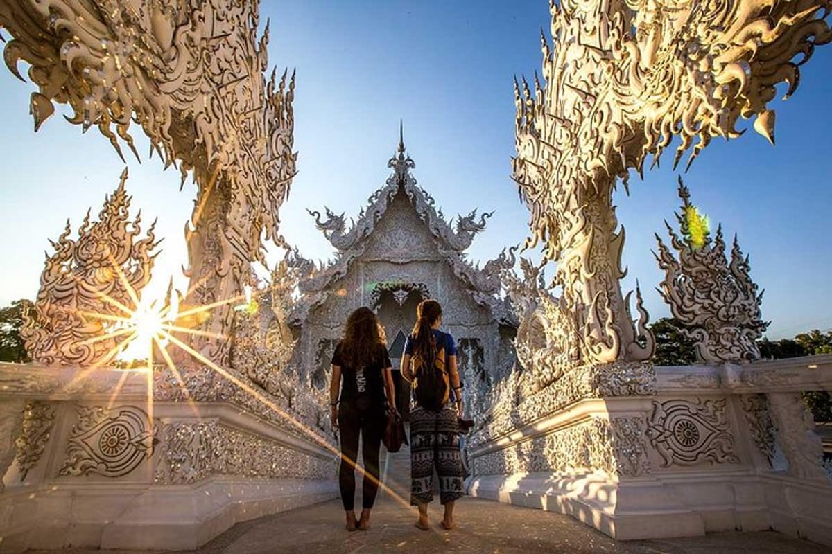 half-day-chiang-rai-city-tour-including-white-temple-wat-phra-kaew_1