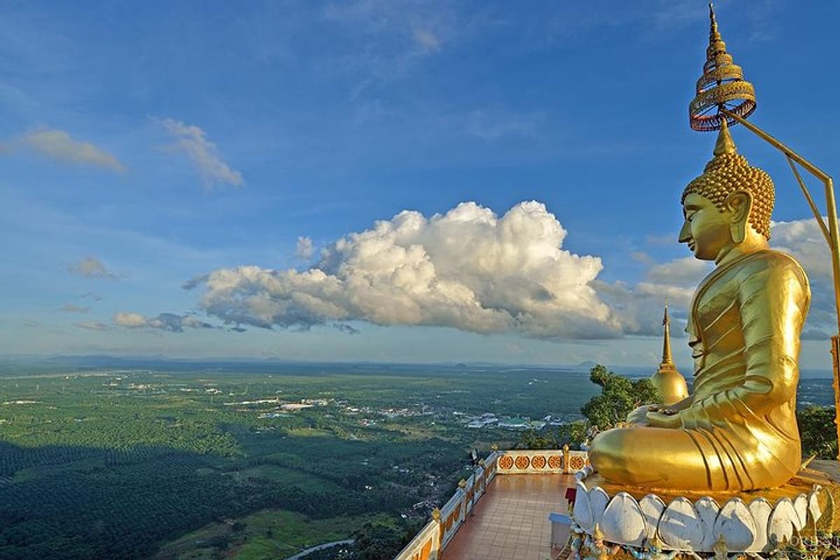 krabi-city-tour-including-reclining-buddha-tiger-cave-temple-khao-khanab-nam_1