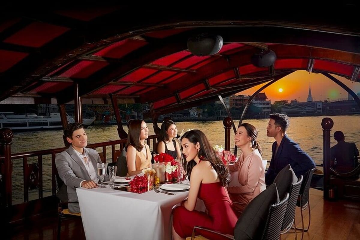 manohra-cruise-luxury-dining_1