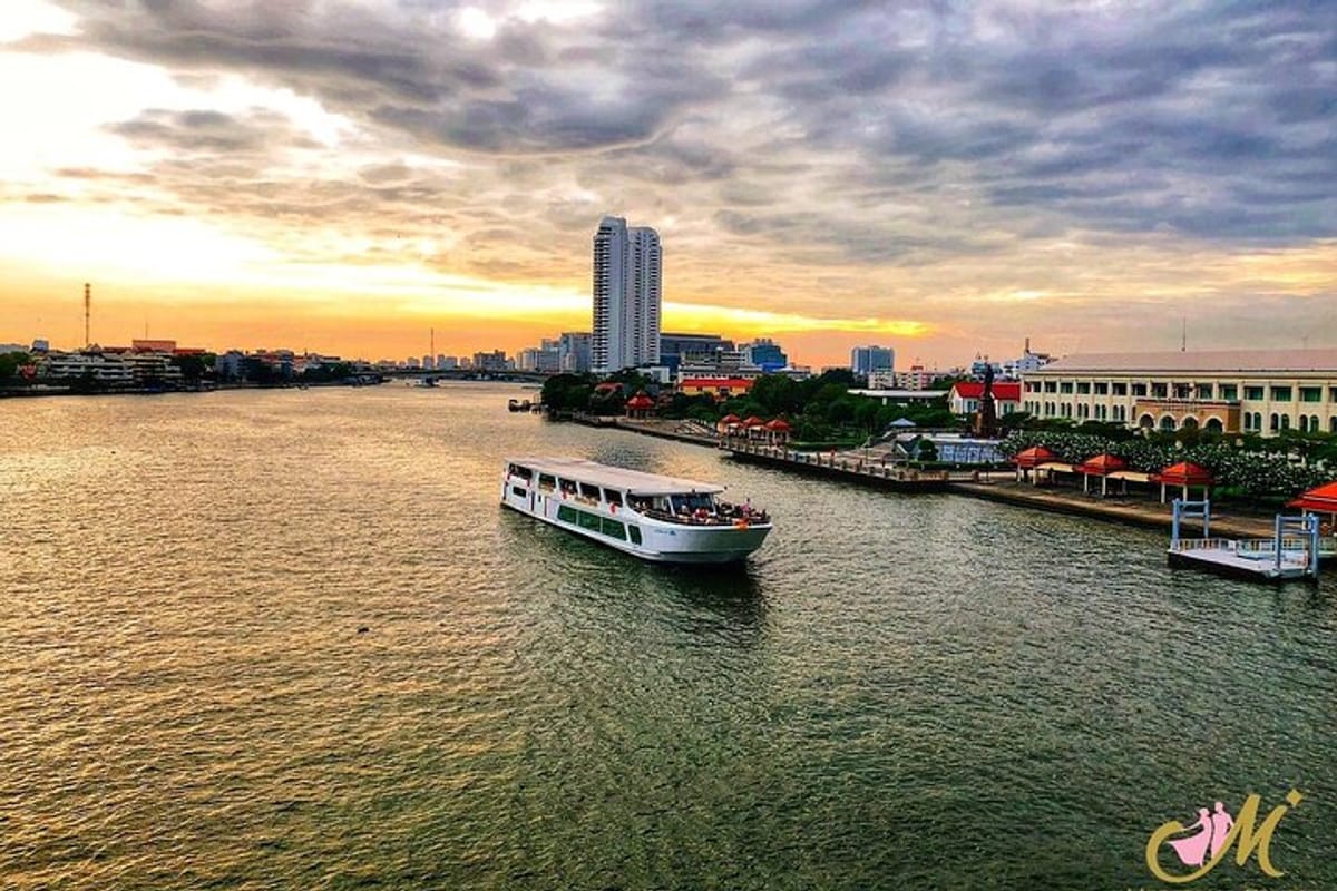 meridian-sunset-dinner-cruise-floating-paradise-from-iconsiam-bangkok_1