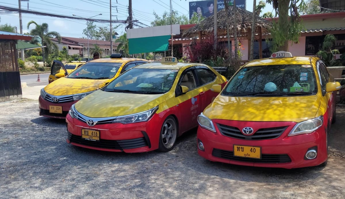 phuket-taxi-service-thailand-pelago.jpg