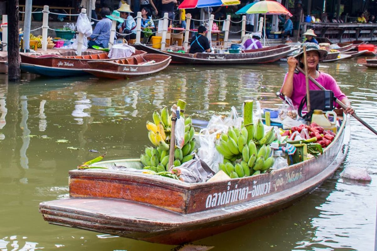private-car-hire-amphawa-floating-market-thailand-pelago0.jpg