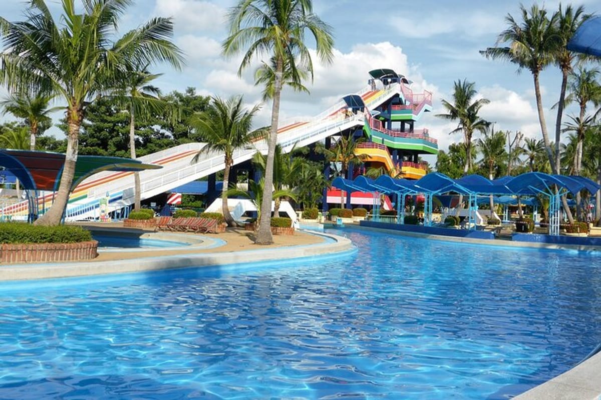 special-siam-park-day-tour-in-bangkok-solo-family-couple_1