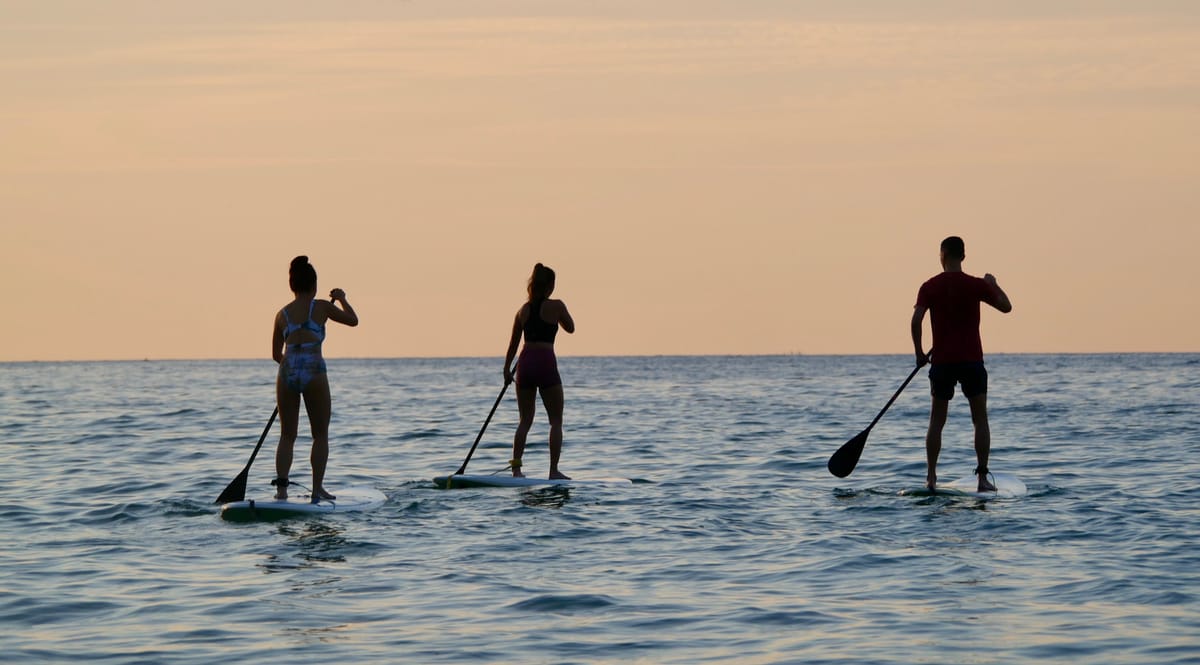 stand-up-paddle-boarding-lessons-talay-surf-school-thailand-pelago0.jpg