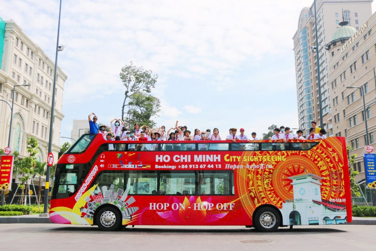 city-sightseeing-ho-chi-minh-hop-on-hop-off-bus-tour_1